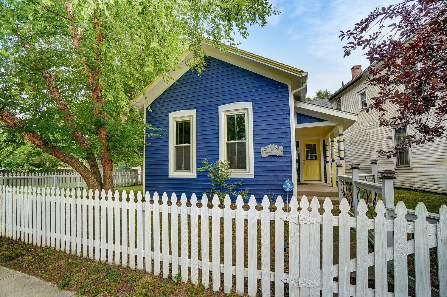 Property Photo: 623 Oak St OH 45410