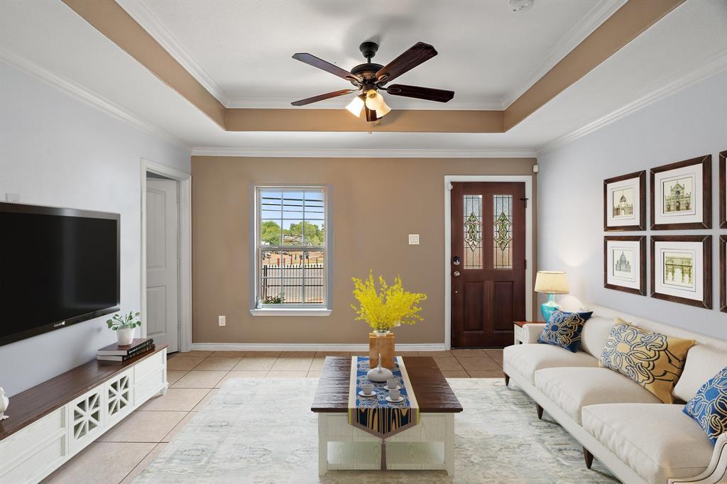 Property Photo: 2604 Miller Avenue TX 76105