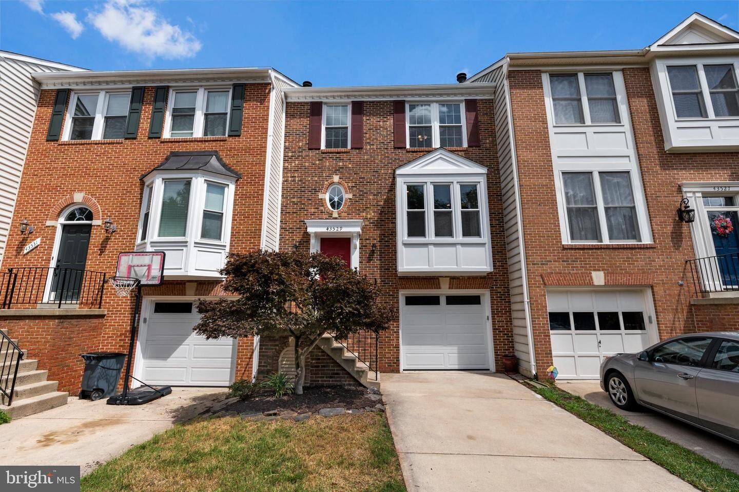 Property Photo: 43529 Postrail Square VA 20147