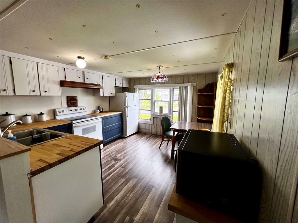 Property Photo: 7437 Widness Lane FL 33981