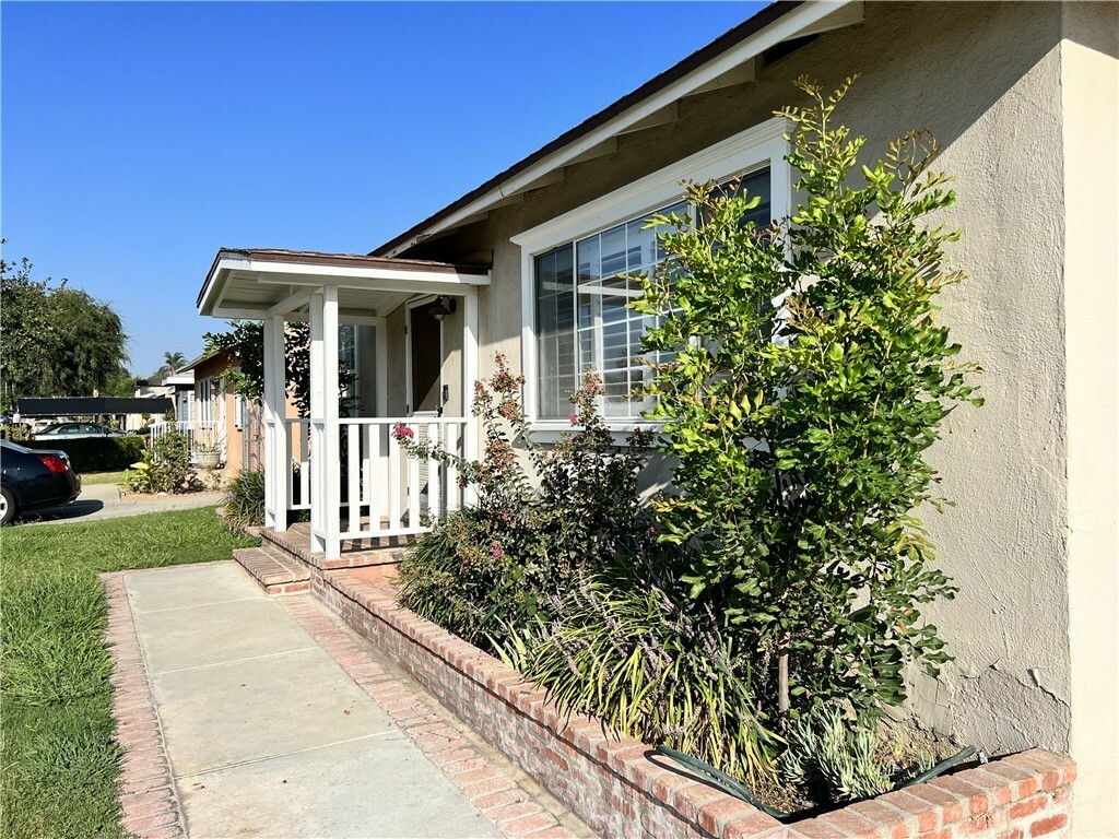 Property Photo: 2045 Baylor Street CA 91010
