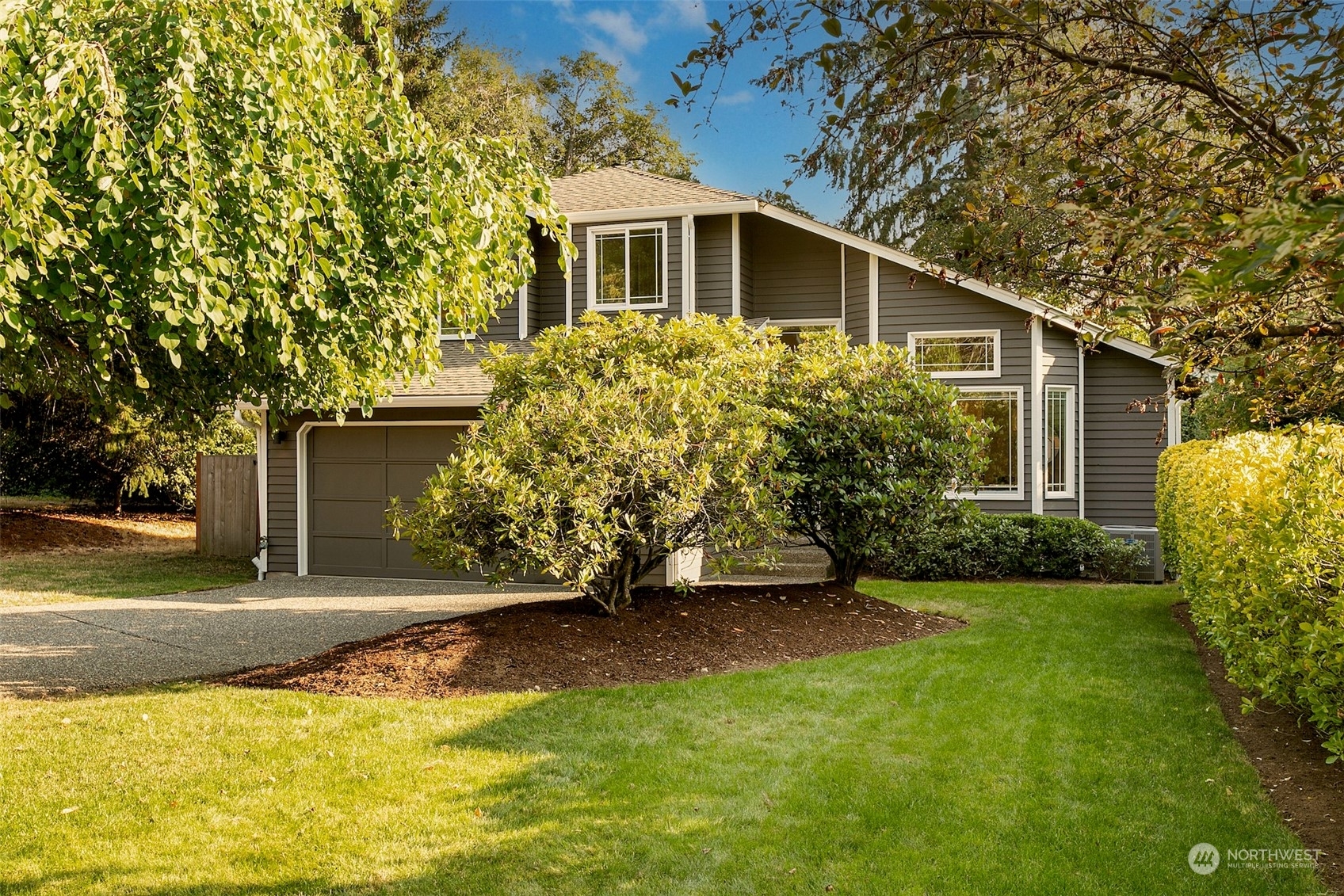 Property Photo:  12137 NE 134th Court  WA 98034 