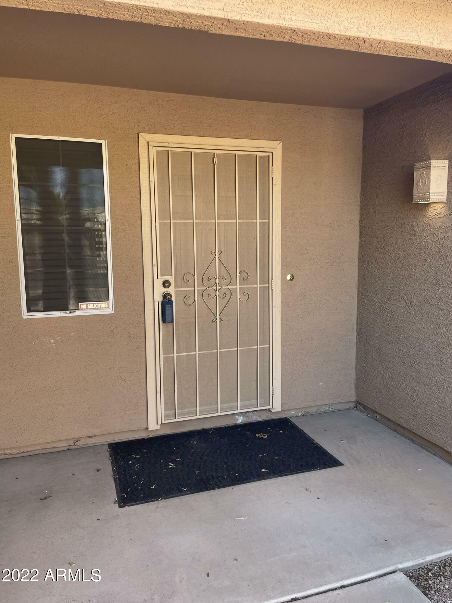 Property Photo: 3349 W Abraham Lane AZ 85027