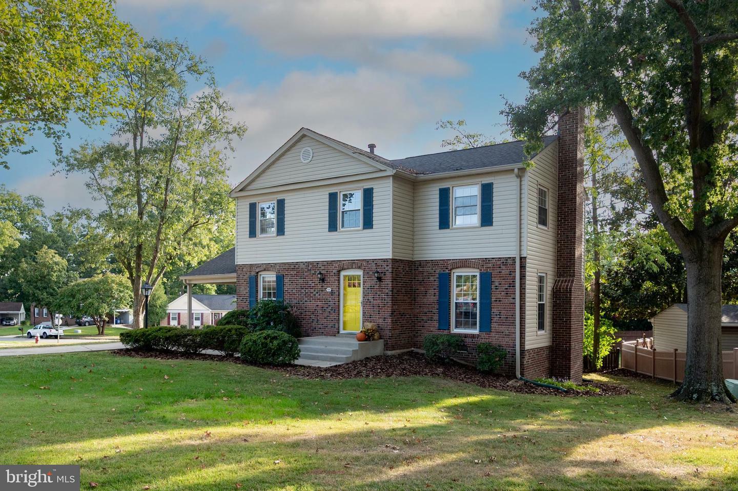 Property Photo:  7000 Stone Mill Place  VA 22306 