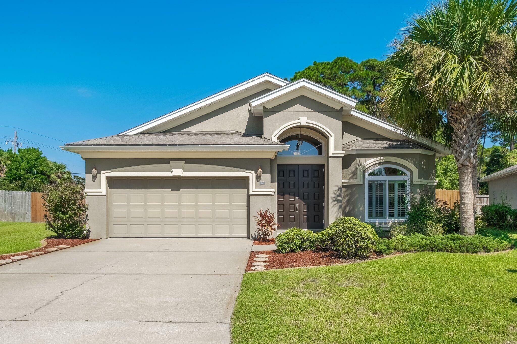 Property Photo:  858 Solimar Way  FL 32569 