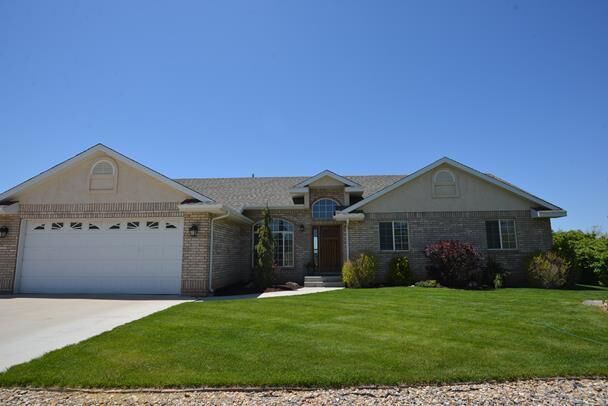 Property Photo:  1286 E 5200 N  UT 84721