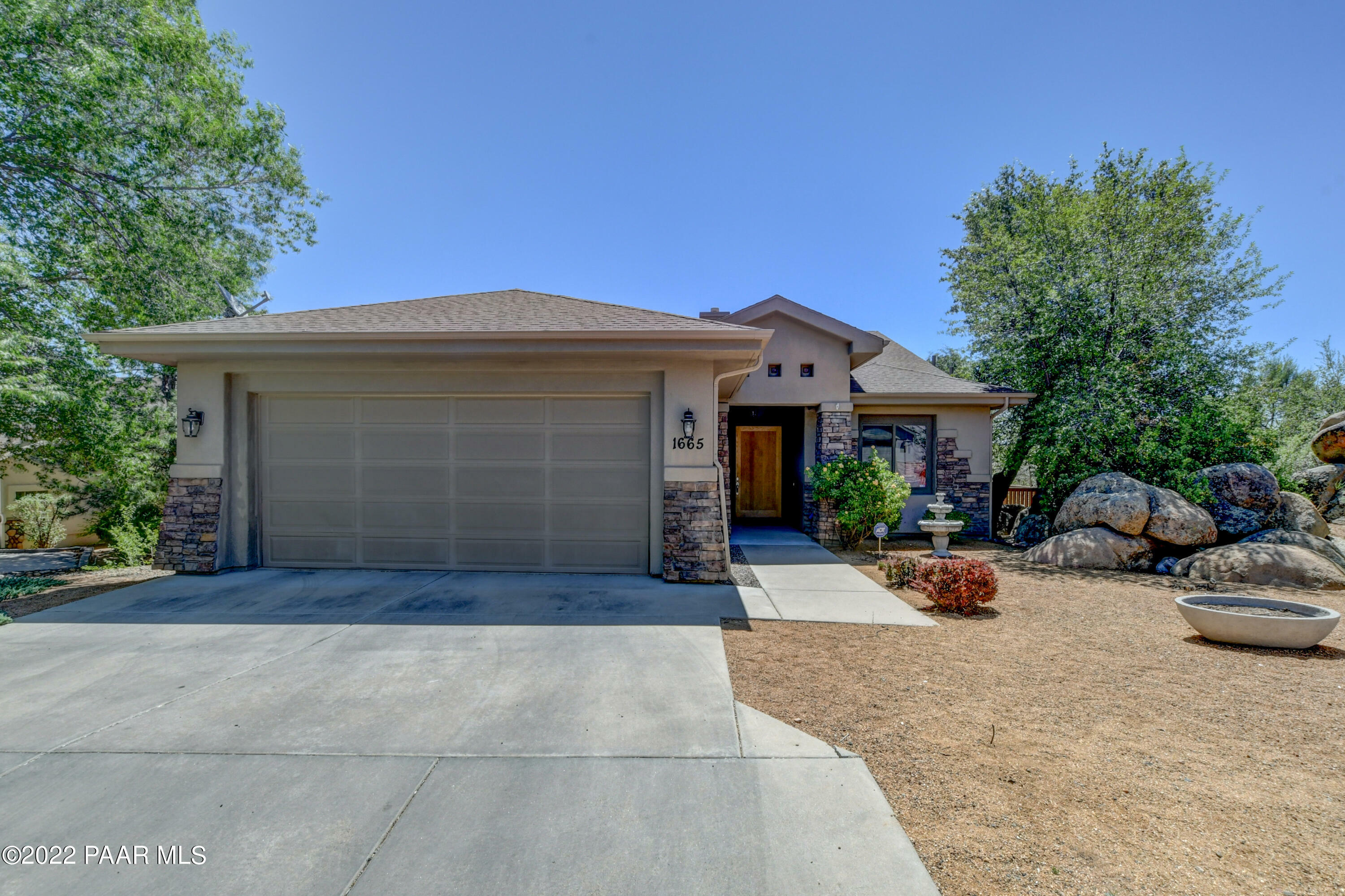 Property Photo:  1665 Granite Springs Drive  AZ 86305 