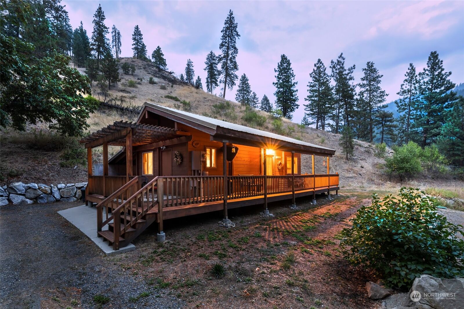 Property Photo:  9460 Eagle Creek Road  WA 98826 