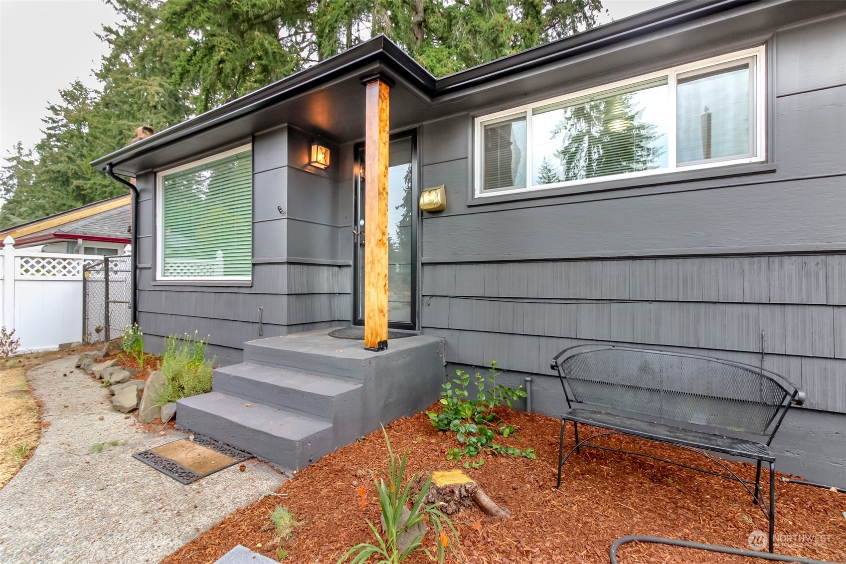 Property Photo:  125 Del Monte Avenue  WA 98466 