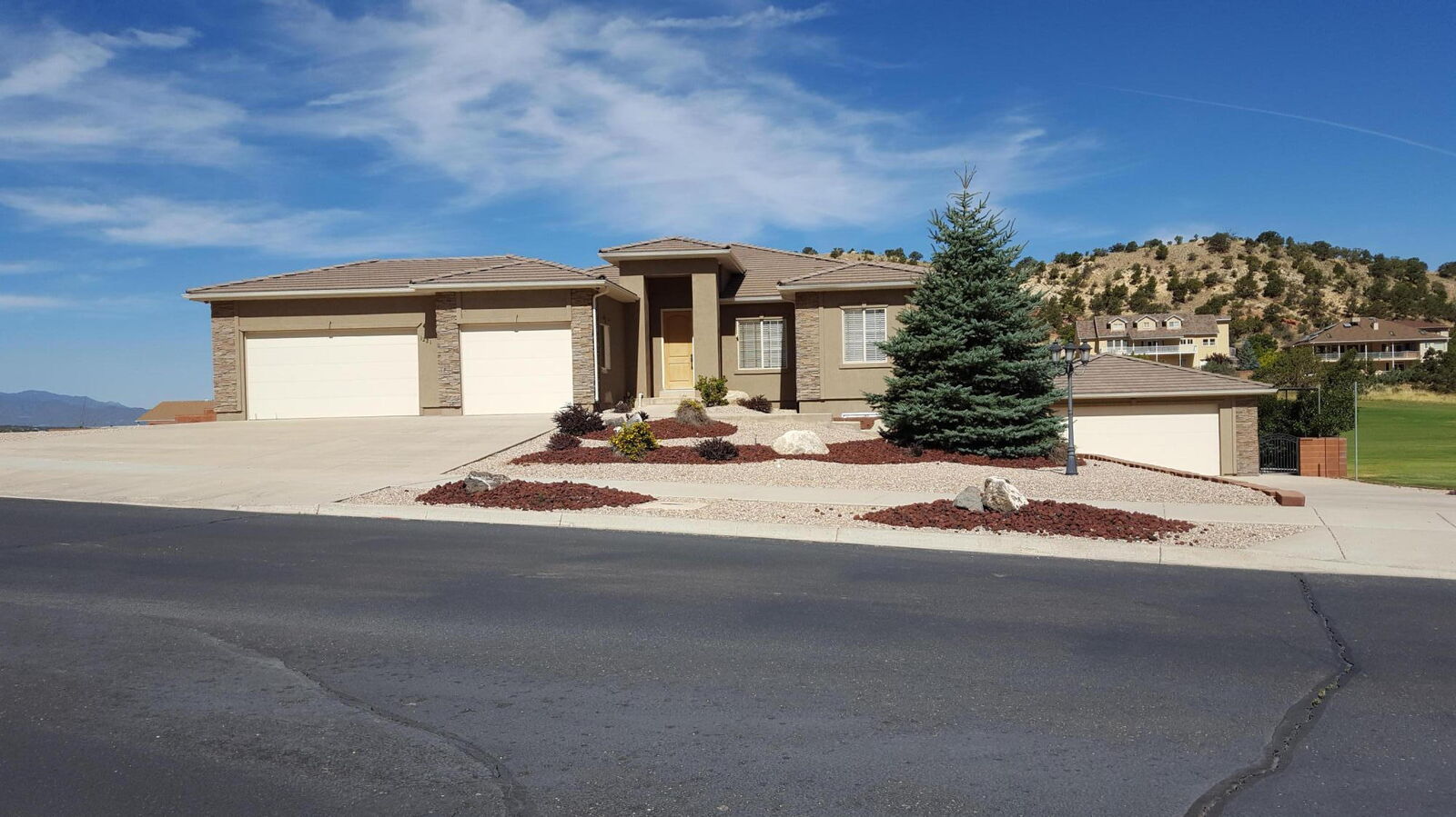 Property Photo:  1221 N Fairview Dr  UT 84721 