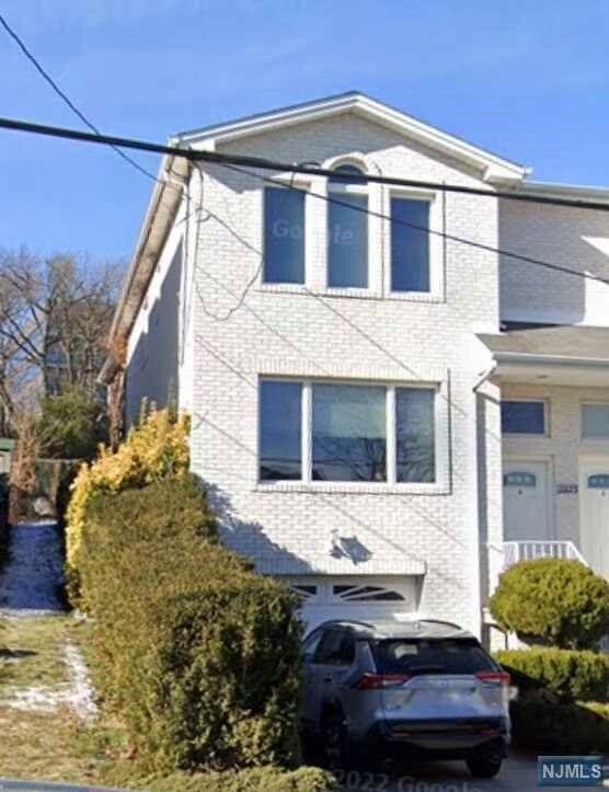 Property Photo:  2223 Mackay Avenue A  NJ 07024 