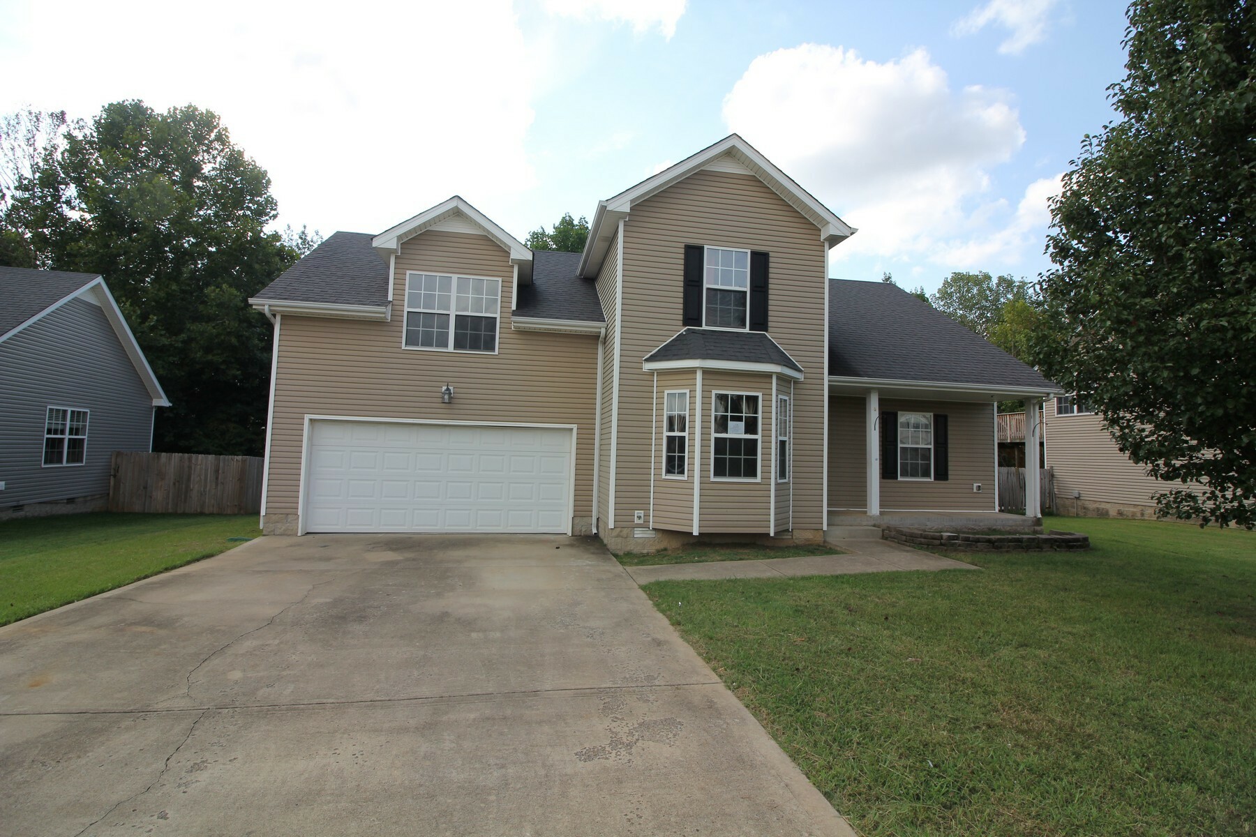 Property Photo:  1437 Mutual Dr  TN 37042 