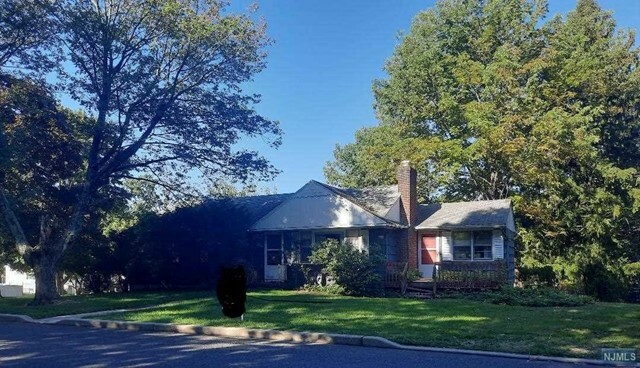 Property Photo:  253 Linda Vista Avenue  NJ 07508 