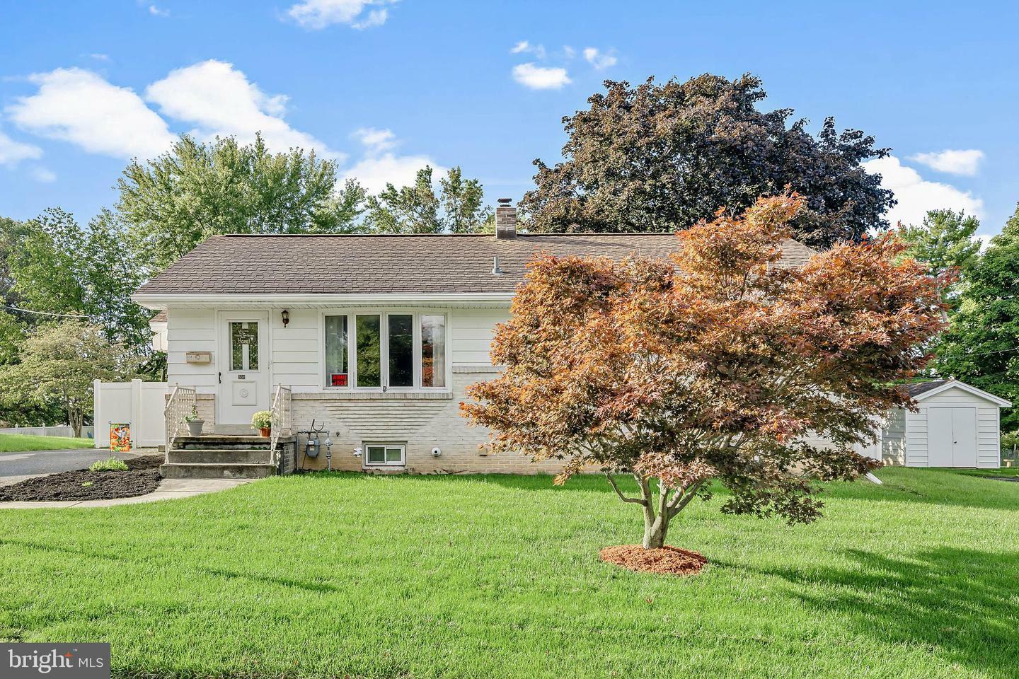 Property Photo:  558 E Street  PA 17013 