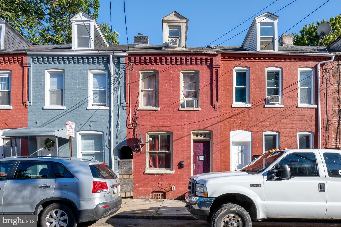 Property Photo:  523 Green Street  PA 17602 