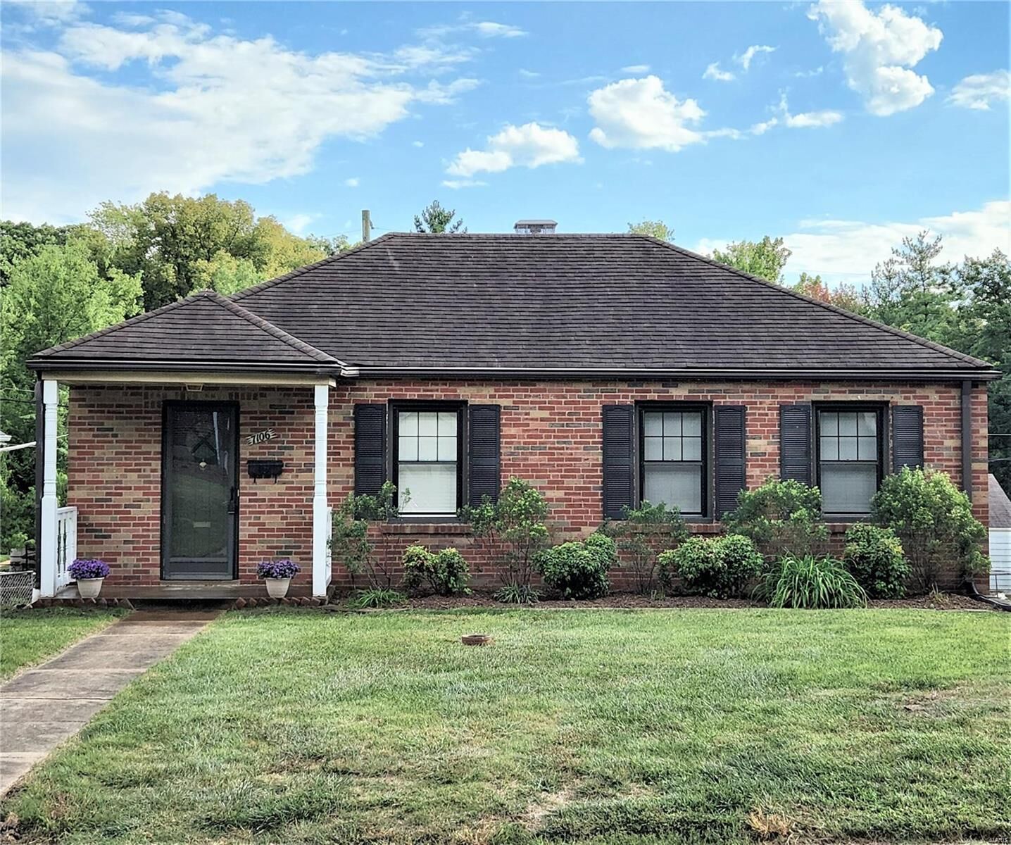 Property Photo:  7106 Rhodes Avenue  MO 63123 