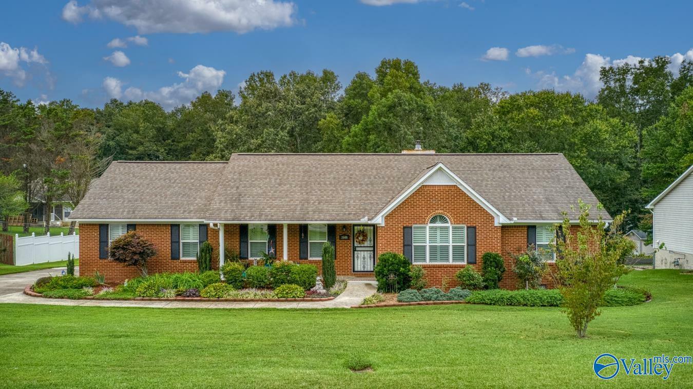 Property Photo:  1949 Wedgewood Drive NE  AL 35016 