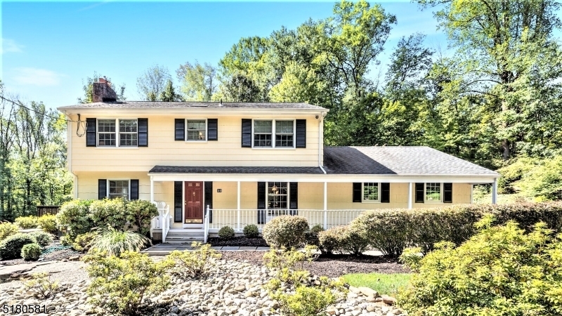 Property Photo:  50 Corey Ln  NJ 07069 