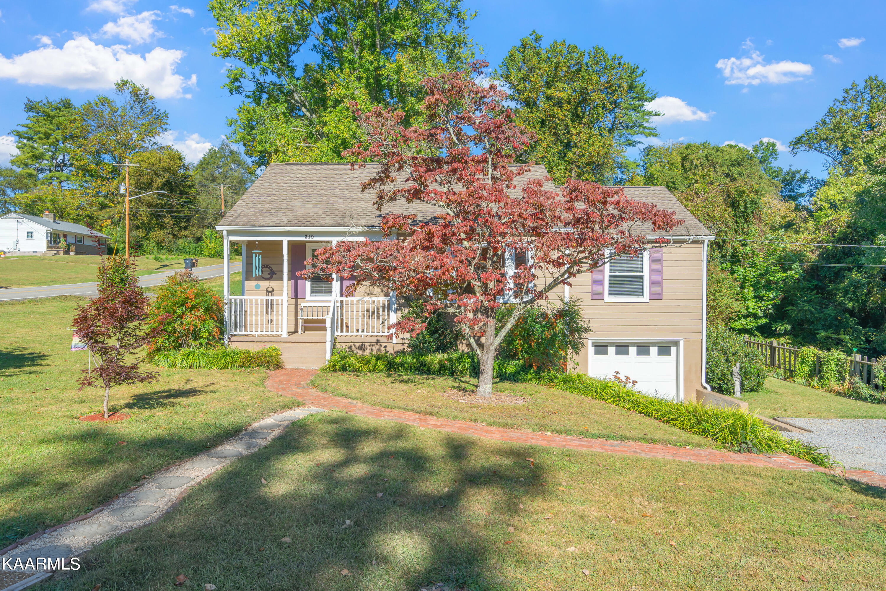 Property Photo:  319 Hamilton Rd  TN 37920 