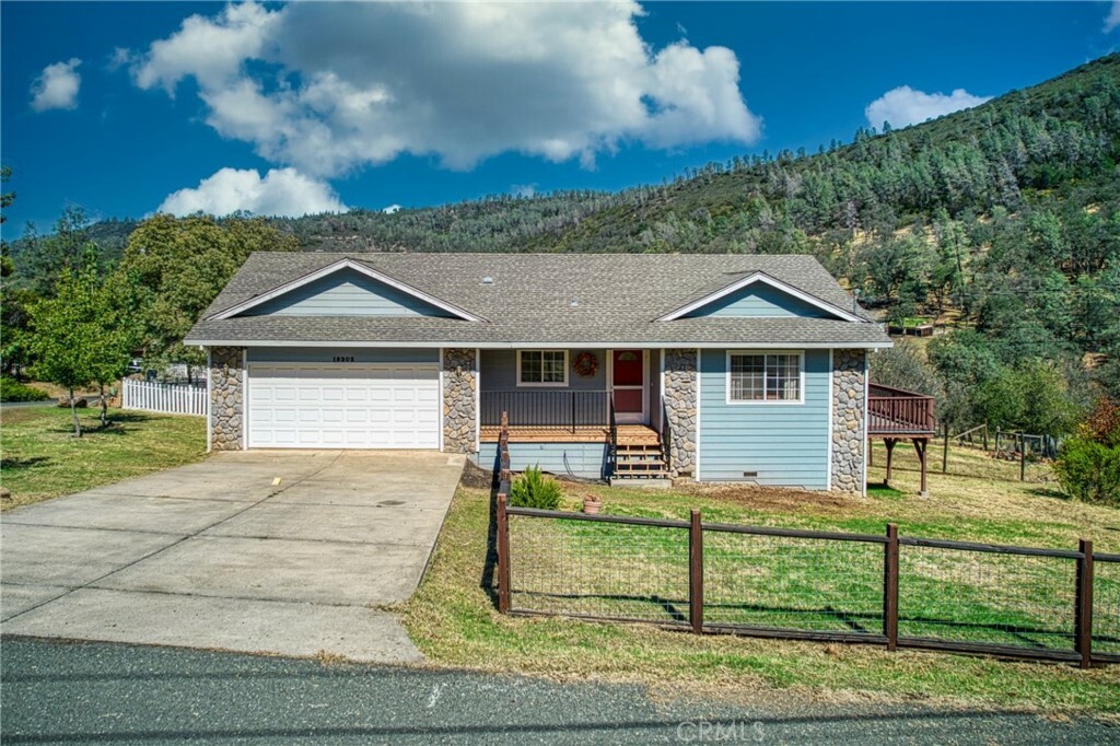 Property Photo:  18302 Sugarbush Court  CA 95467 