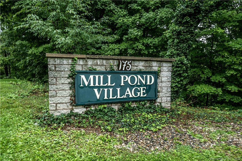 Property Photo:  175 Mill Pond Road 104  CT 06514 