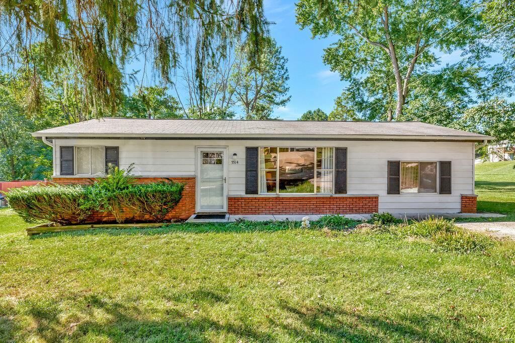 Property Photo:  5514 Elvira Drive  MO 63049 