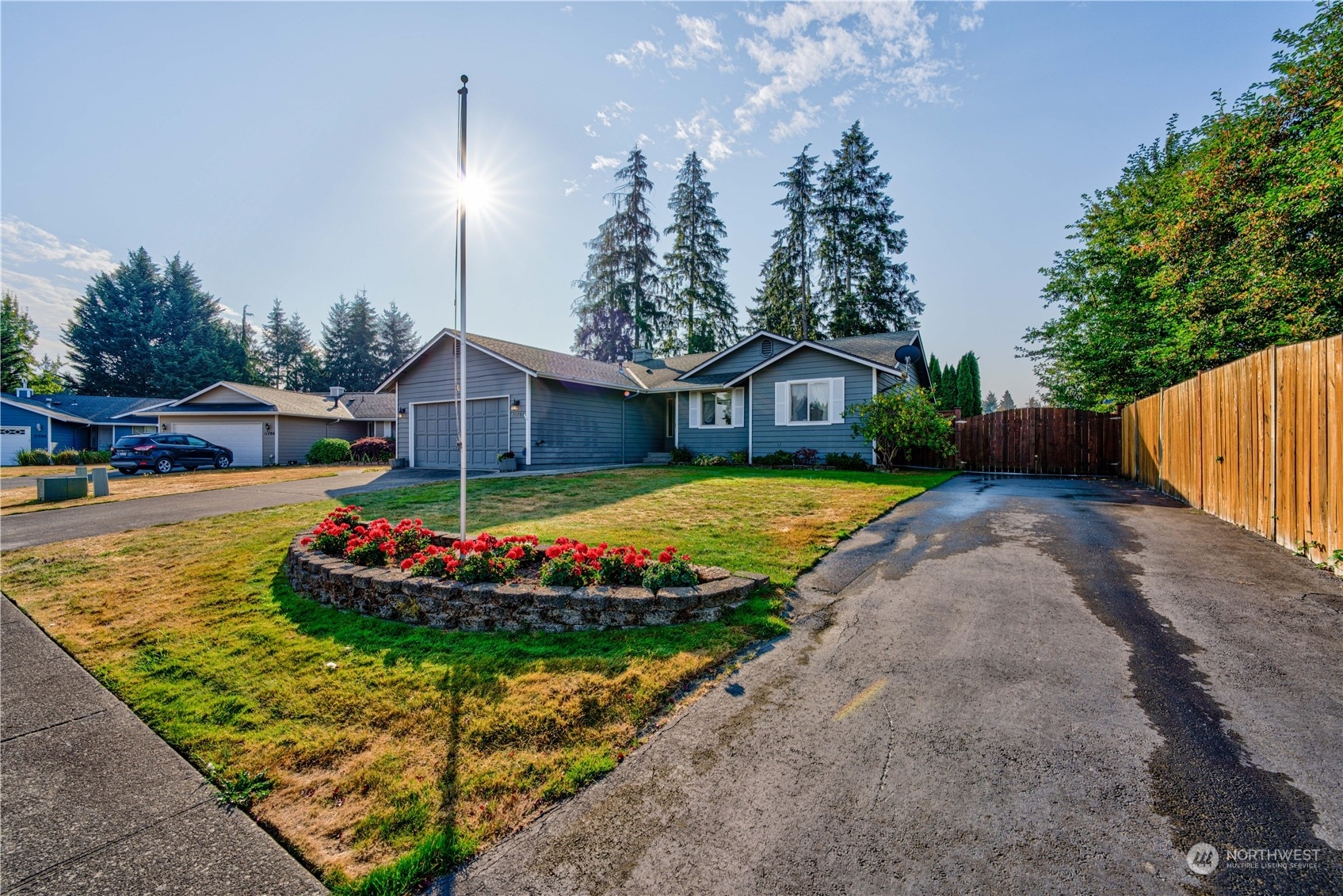 Property Photo:  11704 30th Street NE  WA 98258 