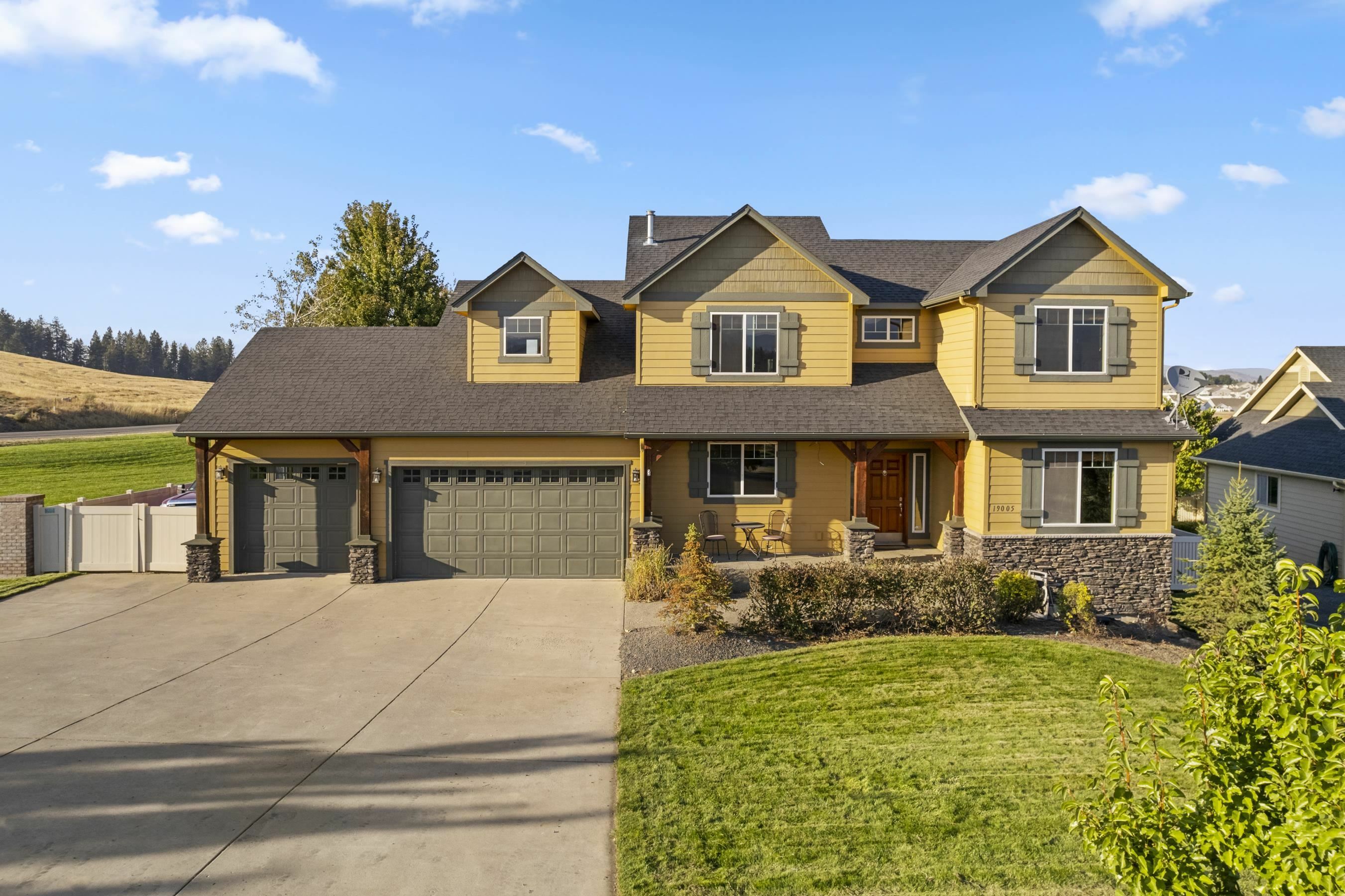 Property Photo: 19005 E 21st Ct WA 99016