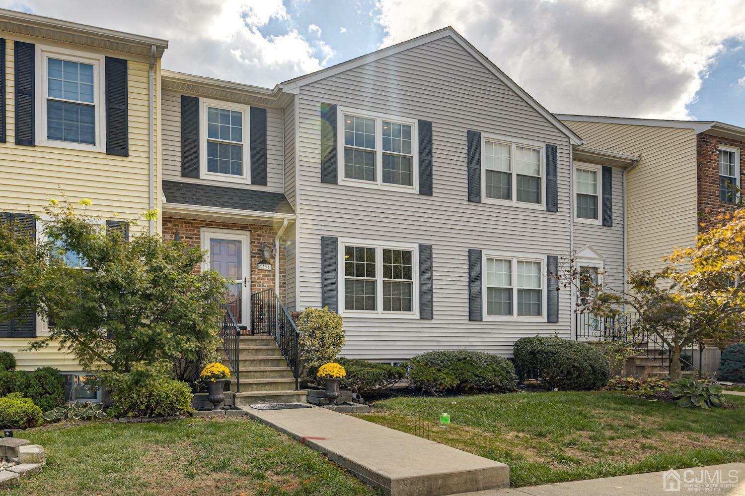 Property Photo:  59 Lantern Lane  NJ 08872 