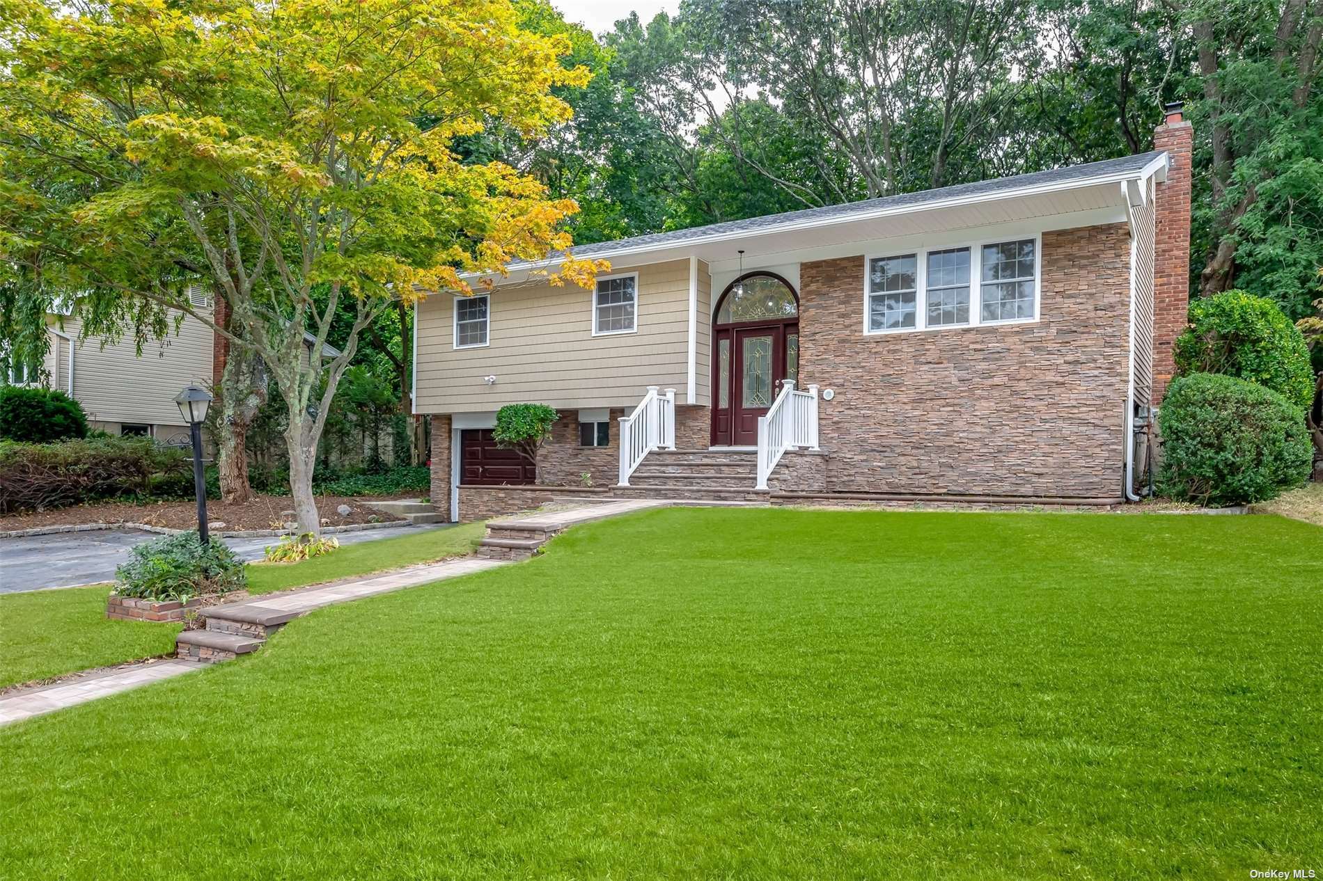 Property Photo:  52 Parnell Drive  NY 11787 