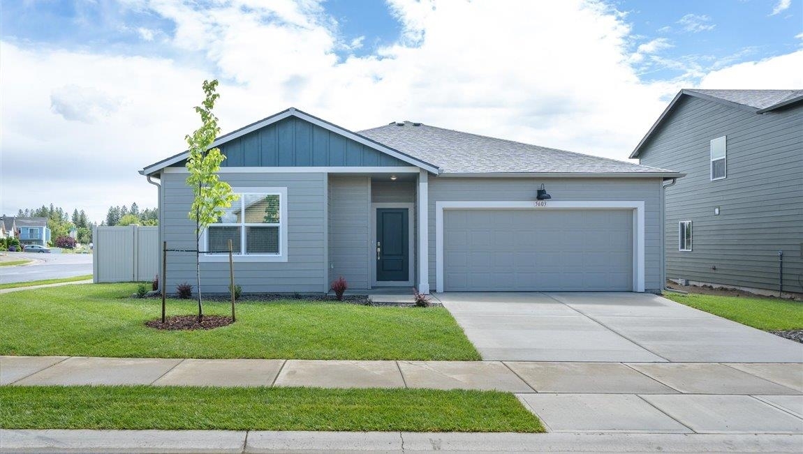 Property Photo: 8116 S Colwood Rd WA 99004