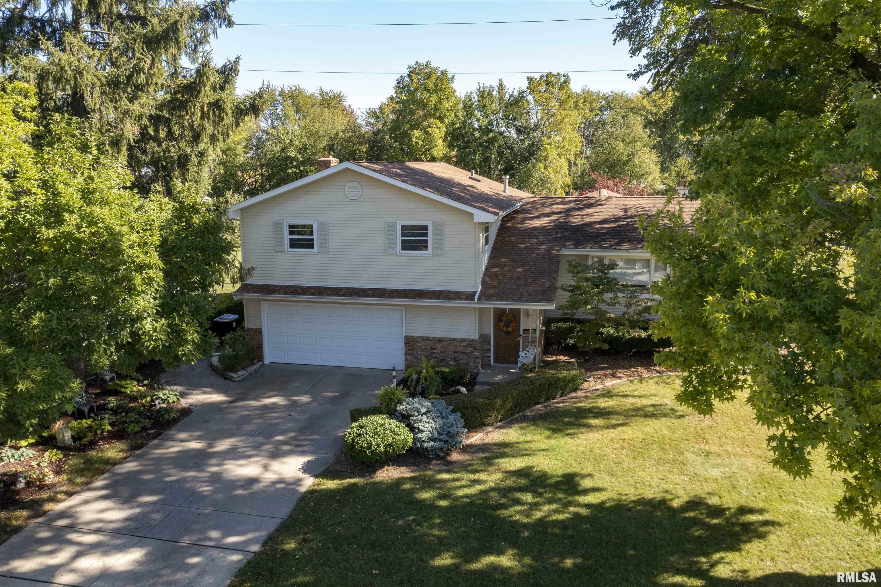 Property Photo:  7032 N Manning  IL 61614 
