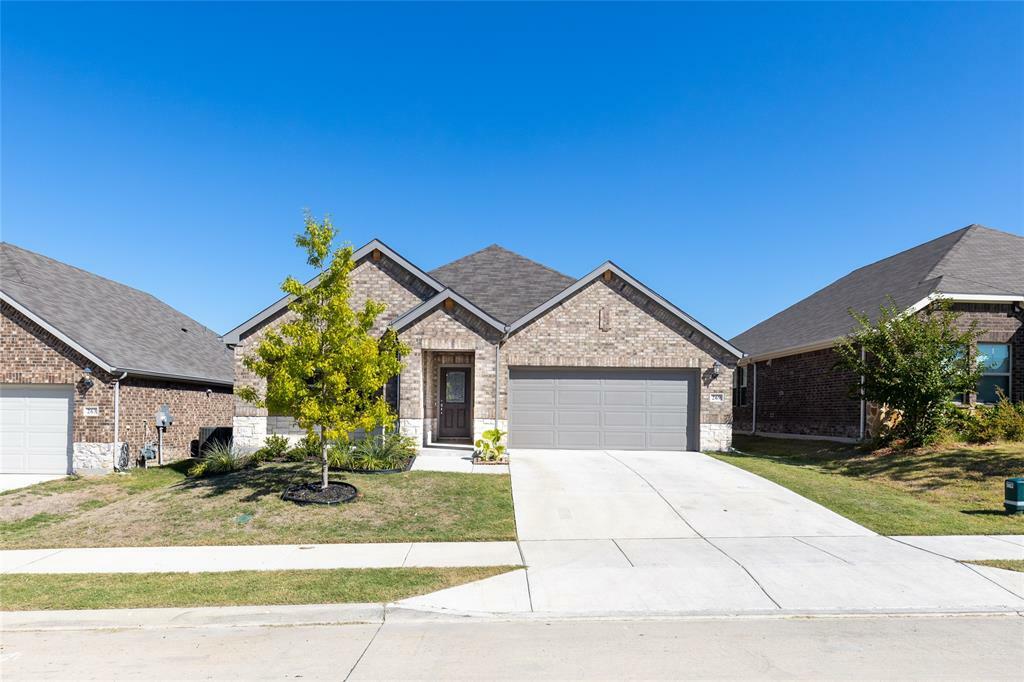 Property Photo:  269 Sunshine Lane  TX 75166 