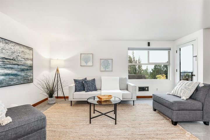 10106 Greenwood Avenue N 301  Seattle WA 98133 photo