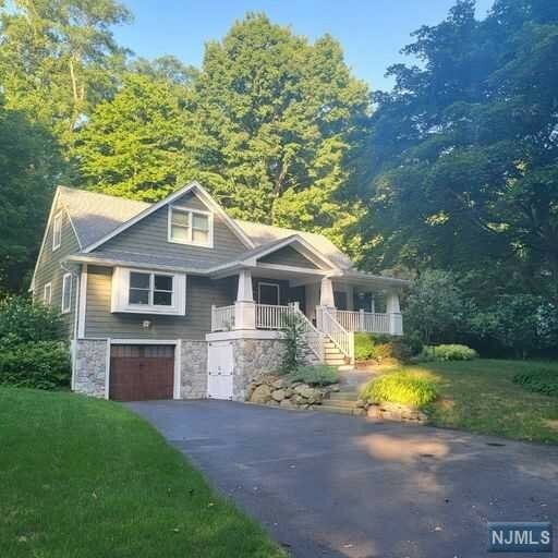 61 Malcolm Road  Mahwah NJ 07430 photo