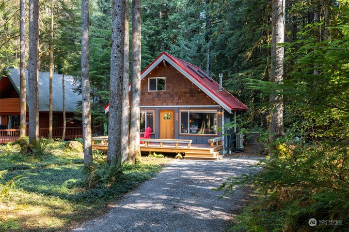 Property Photo: 7078 Rainier Way WA 98244