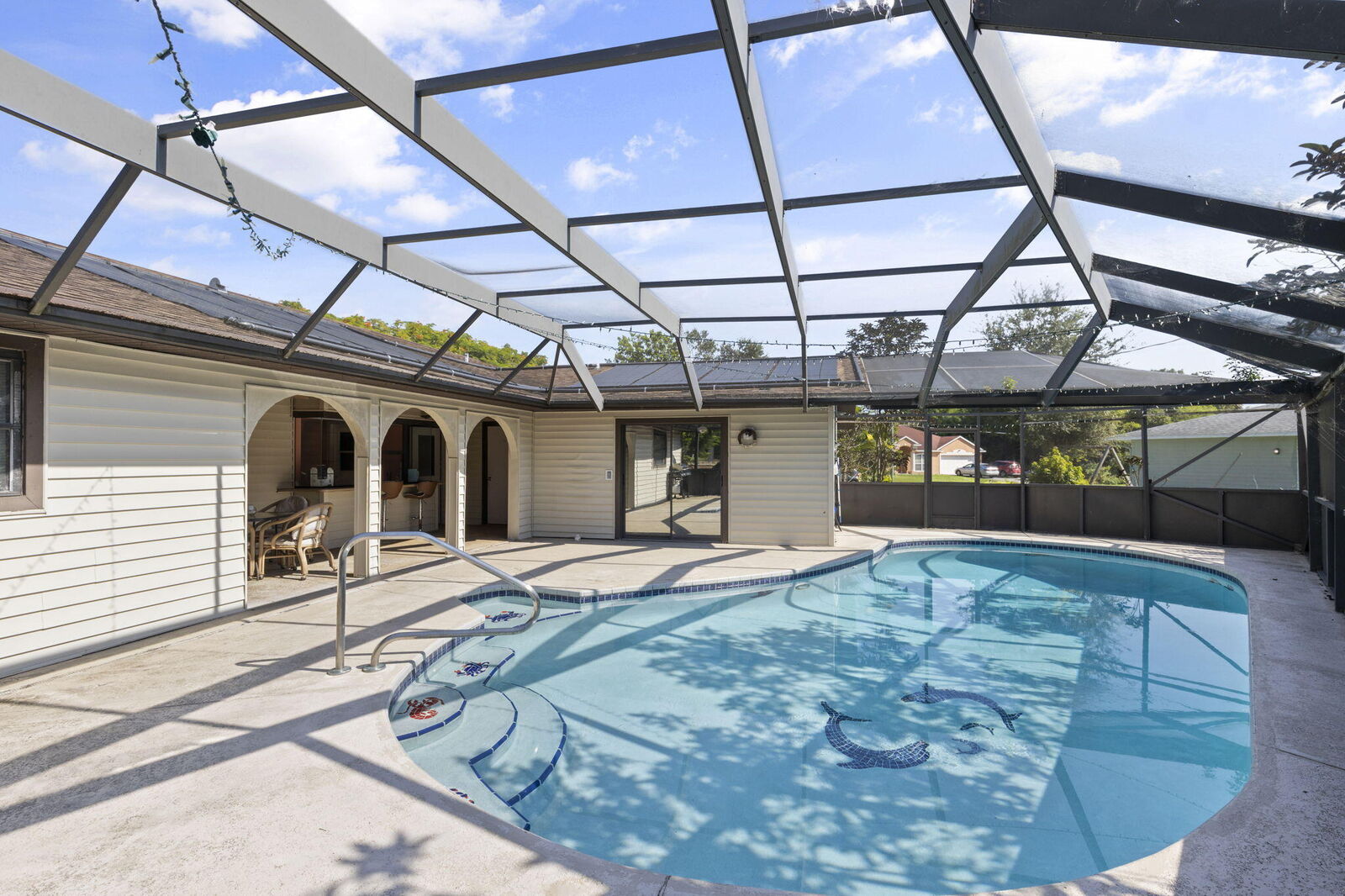 Property Photo:  102 SE Whitmore Drive  FL 34984 