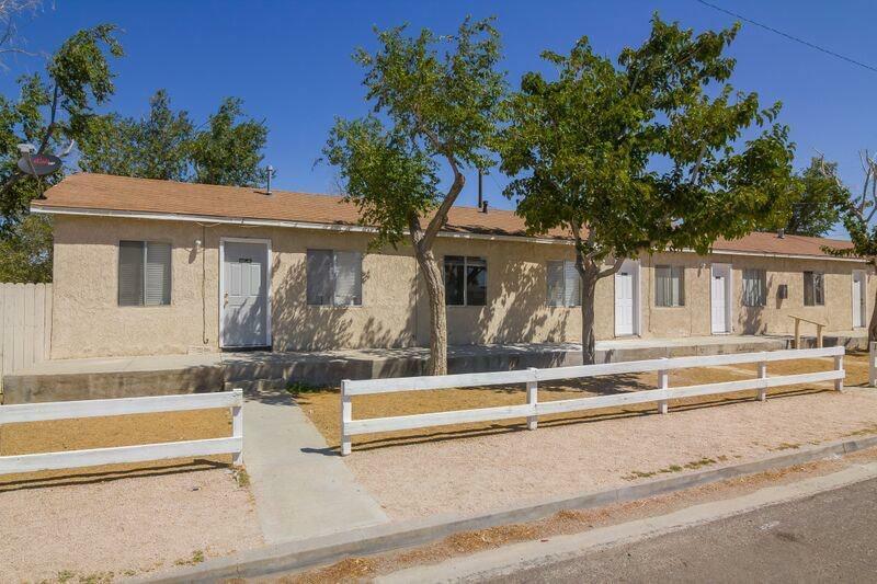 Property Photo:  2616 Desert Street 11  CA 93560 