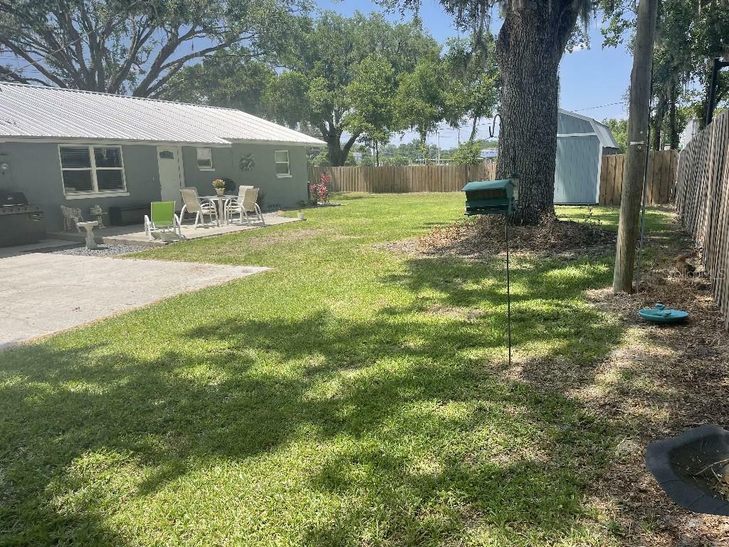 Property Photo:  4040 NE 95th Road  FL 34785 