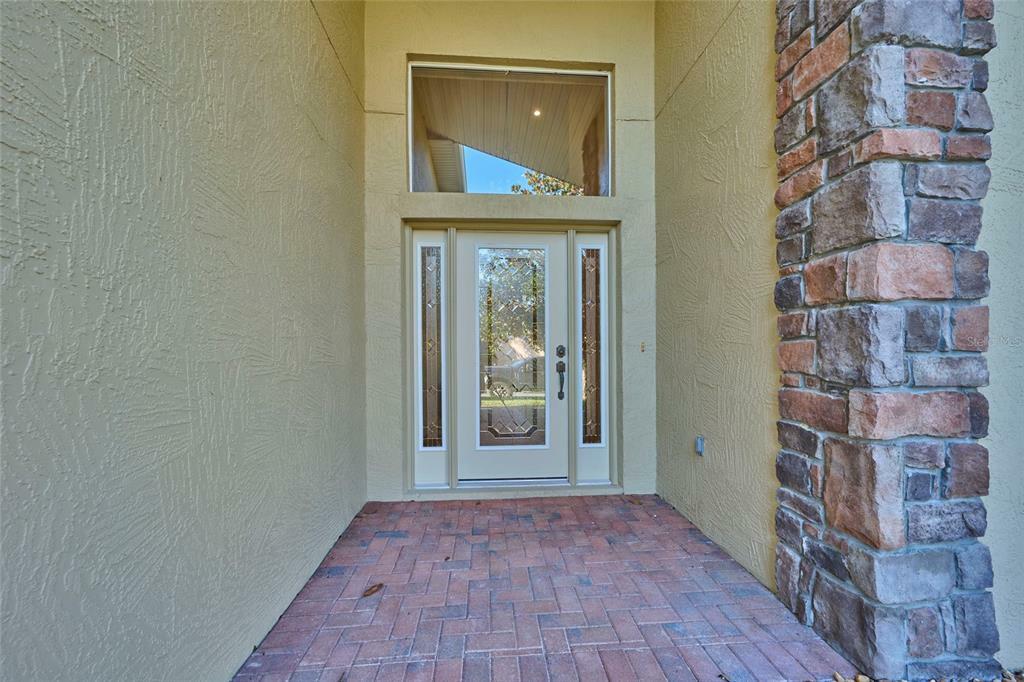 Property Photo:  4104 Limerick Drive  FL 33859 