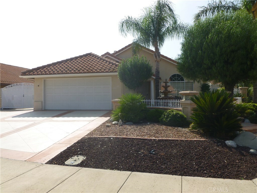 Property Photo:  26191 Moonbeam  CA 92586 