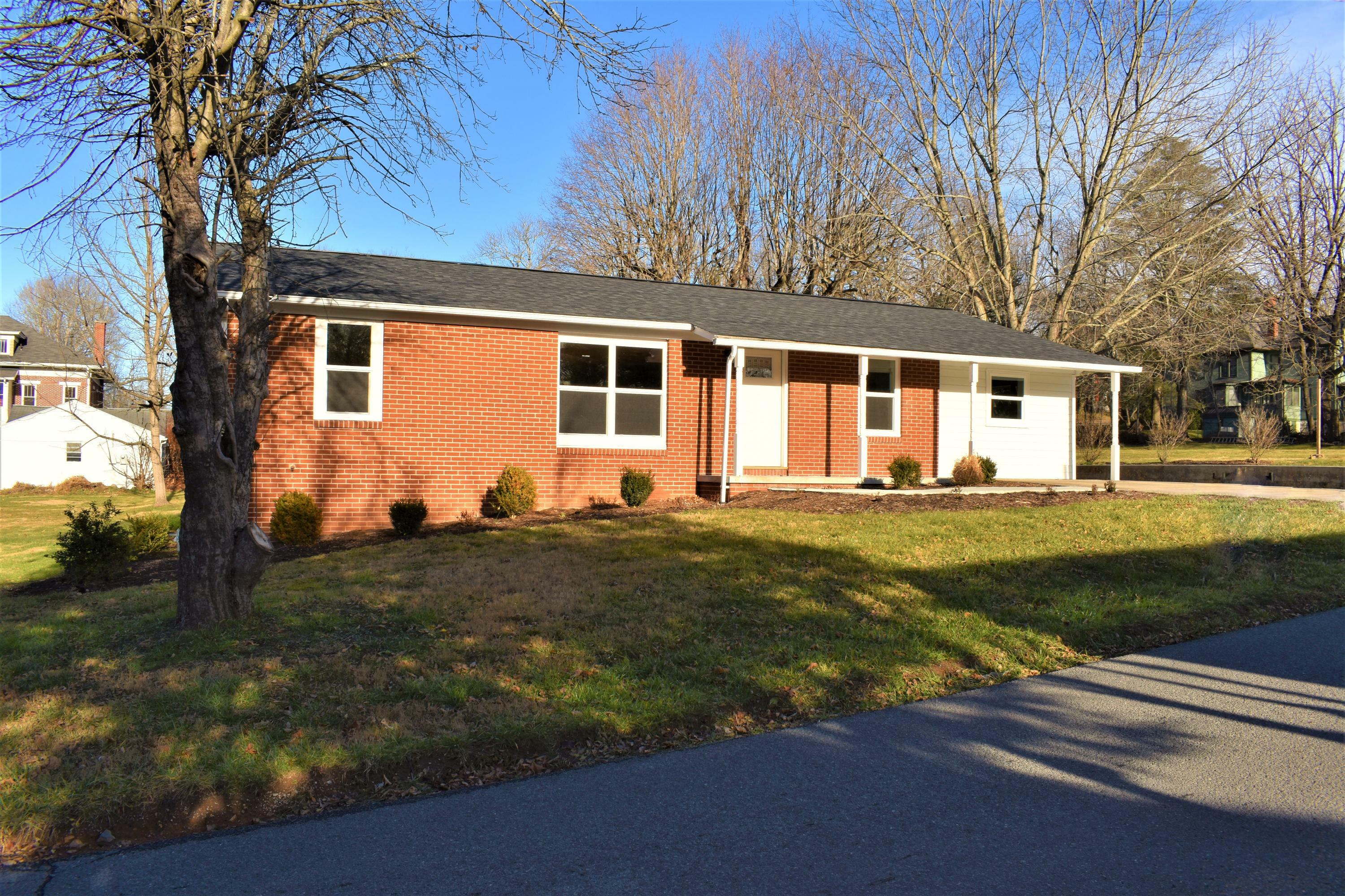 Property Photo:  531 Foster Street  WV 24901 