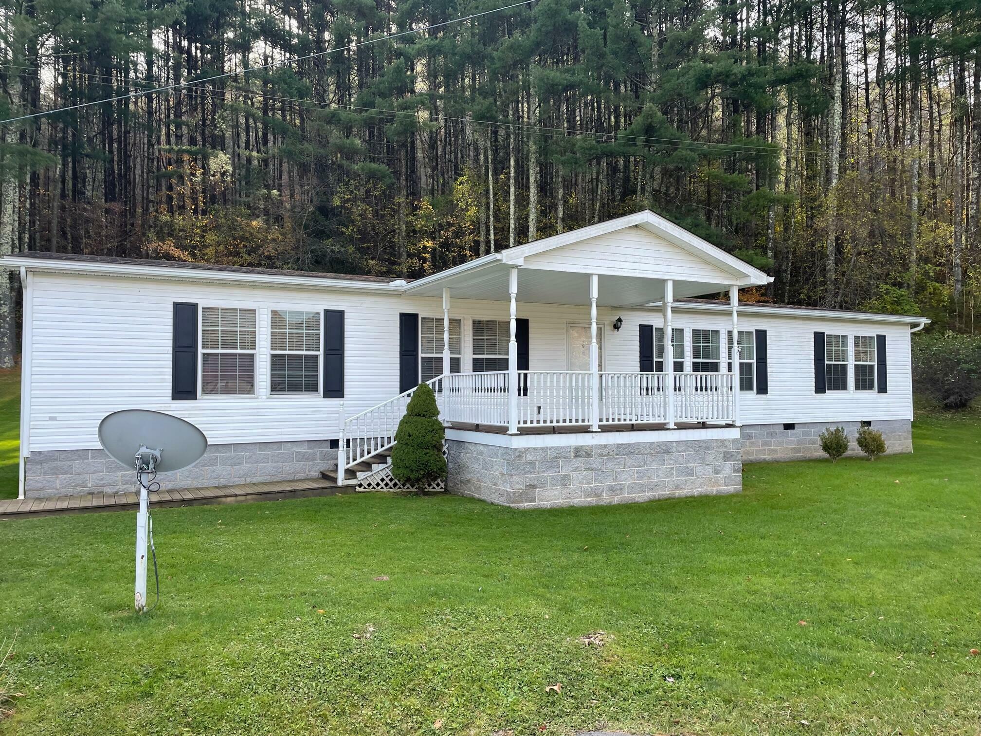 Property Photo:  2070 Keiffer Road  WV 24931 