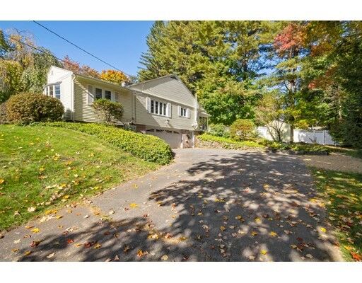 Property Photo:  5 Woodsia Ridge  MA 01301