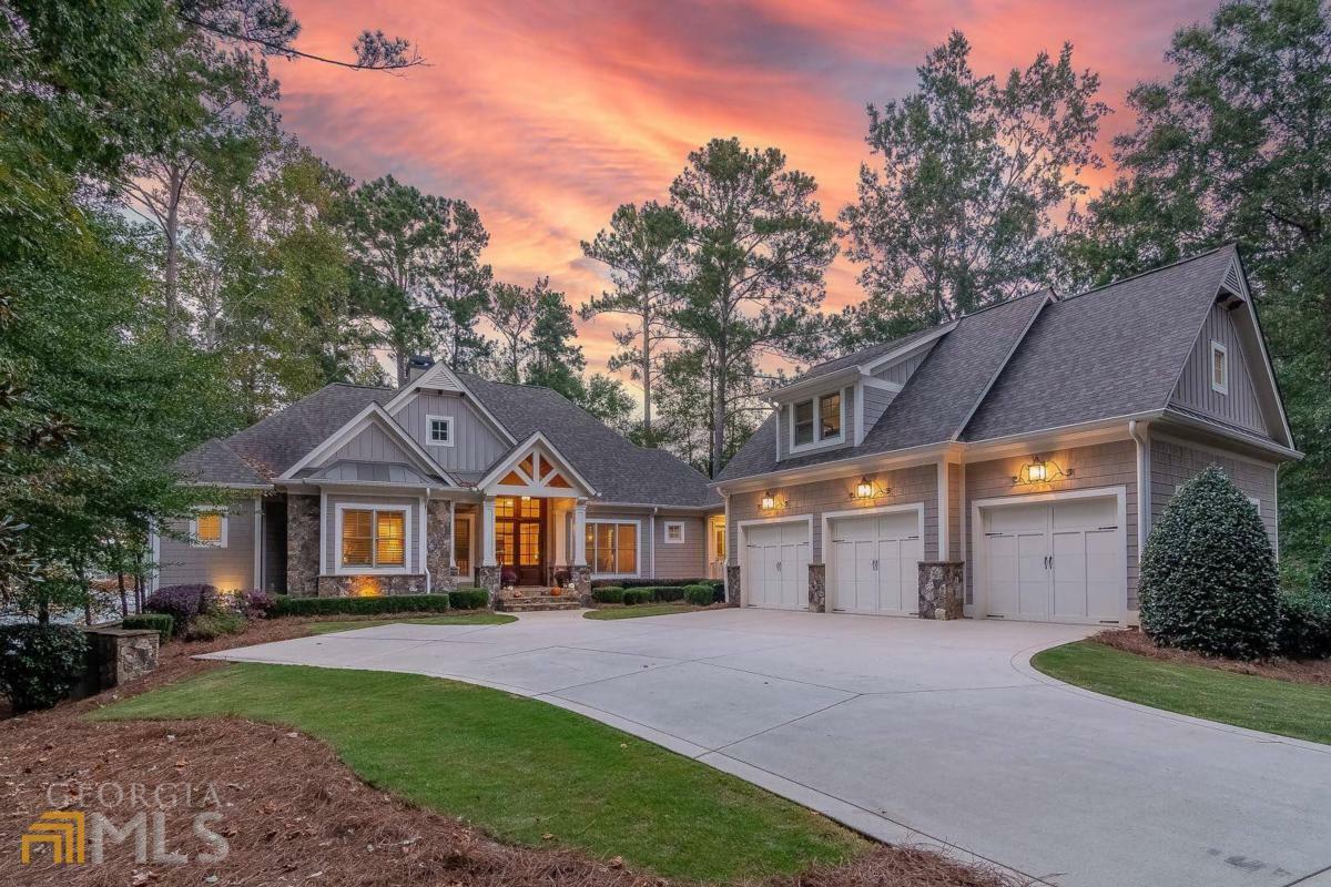 Property Photo: 1390 North Shore Drive GA 30642