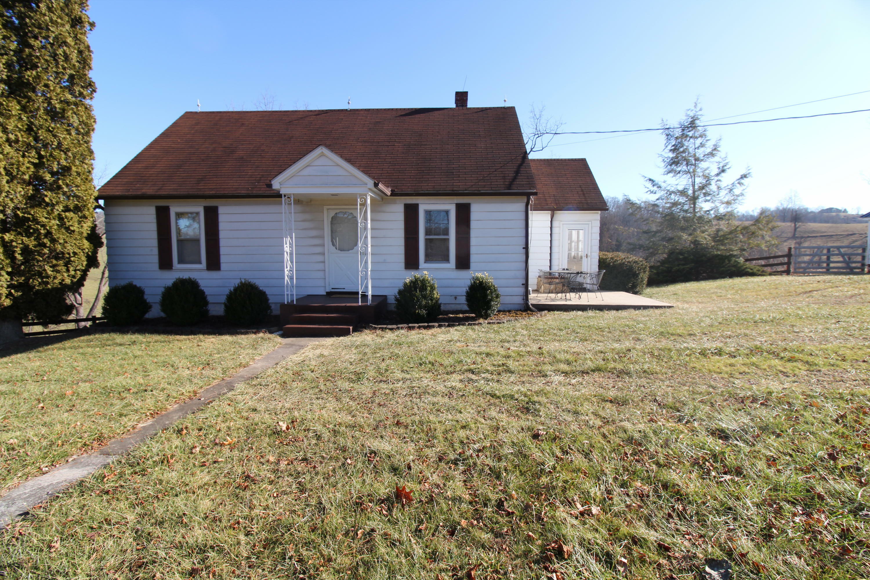 Property Photo:  508 Lewis Rd  WV 24970 