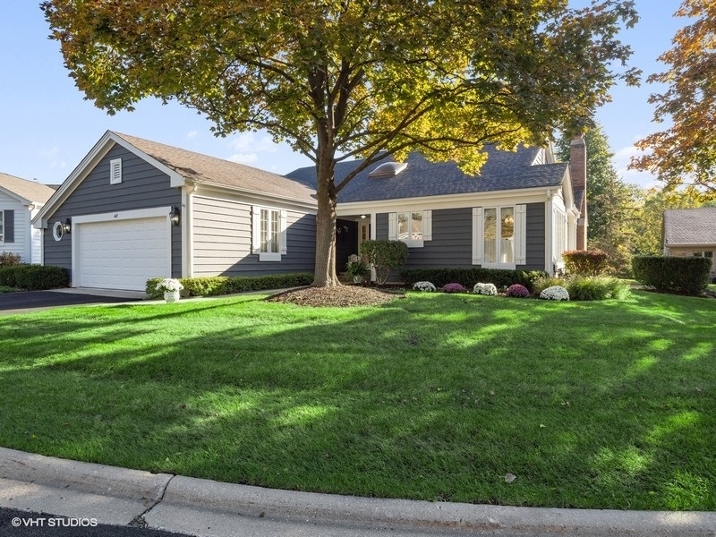 Property Photo:  47 Ravenscraig Lane  IL 60067 