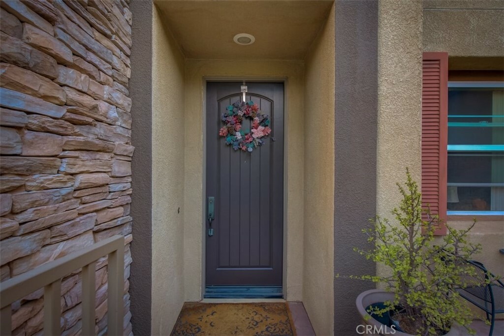 Property Photo:  16856 Ridge Cliff Drive  CA 92503 