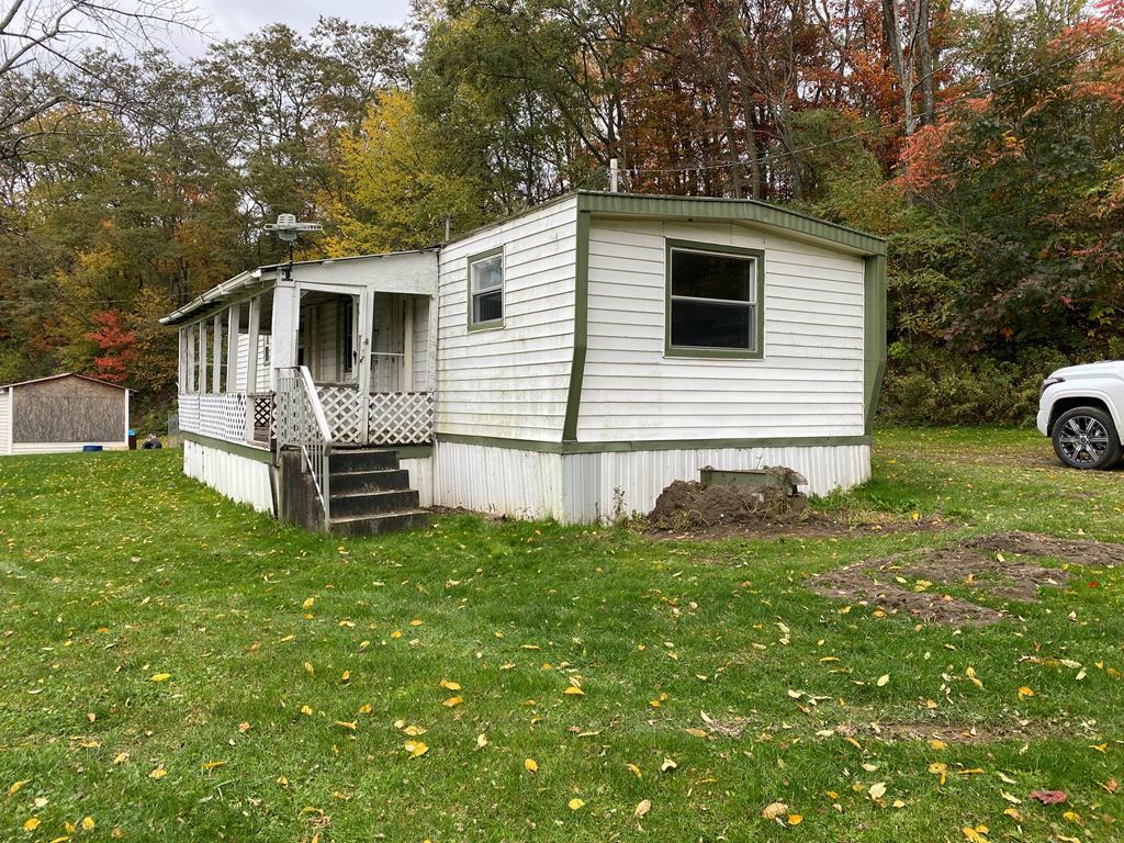 Property Photo:  964 Lurcock Road  PA 18840 