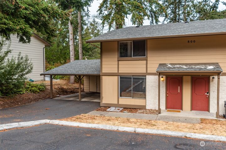 Property Photo:  800 SW Harrier Circle 1  WA 98277 
